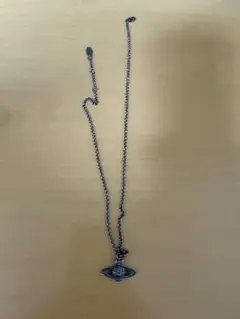 Vivienne Westwood シルバーペンダントネックレス