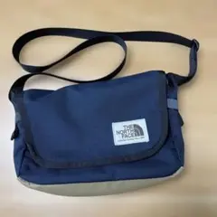 Item thumbnail for item efc6cc46-f31d-40ac-9b6b-e744376da47c