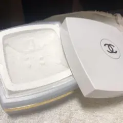 シャネル ココマドモアゼル フレッシュボディパウダー