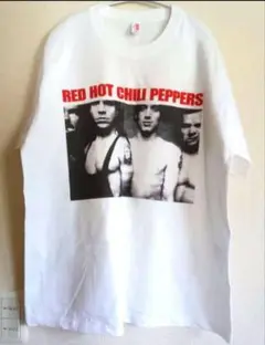 RED HOT CHILI PEPPERS Tシャツ♥