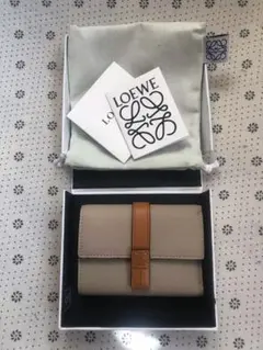 ロエベ 財布
