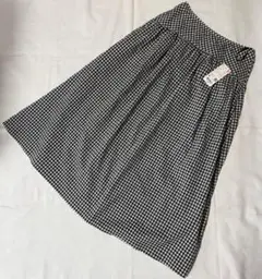 新品 ユニクロ シアサッカーボリュームスカート Mサイズ