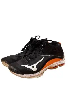 Mizuno Wave Lightning Z6 MIDバレーボールシューズ