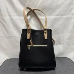 a.v.v ショルダーバッグ　レディース