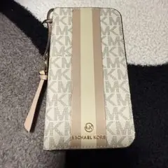MICHAEL KORS 手帳型 ケース iPhone用 未使用✨️