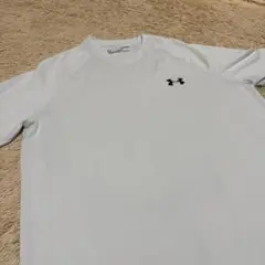 Under Armour ホワイト Tシャツ M