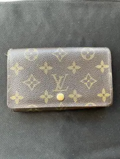 ルイヴィトン モノグラム 二つ折財布