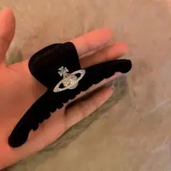 ヘアアクセサリー