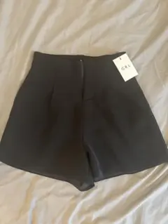 GRLタック入りハイウエストショートパンツ　ブラック【at1744】