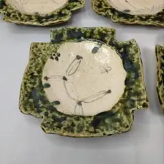 人気作者　黒岩卓実作　織部焼　赤色浅皿　24ｃｍ 人気作者 黒岩卓実作 織部焼 赤色浅皿 24cm