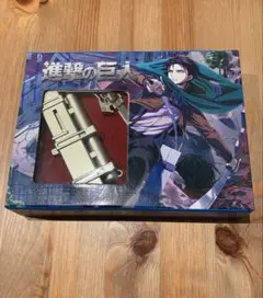 キーホルダー　立体起動装置 進撃の巨人 調査兵団　エレン リボン袋付【残3のみ】 Amazon.co.jp: キーホルダー 立体起動装置 進撃の巨人 調査兵団