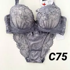 Item thumbnail for item 31871242-c1f4-43ef-b754-647c3207f18d
