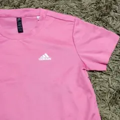 アディダス・レディースTシャツ（レディースMサイズ）