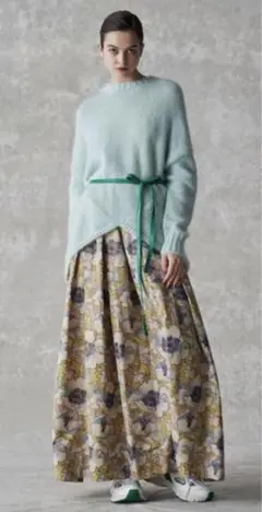 22AW Drawer WINTER1 ポリエステルシルクプリント スカート☆