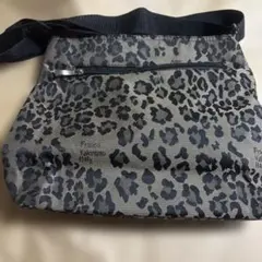 ショルダーバッグ