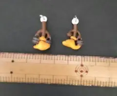 ディズニー ほうきの召使い ストラップ用フィギュア 二体