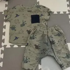 GU 上下セットまとめ売り　セットアップ　恐竜　グリーン