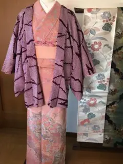 美品 正絹 羽織 総絞り紫色 羽織紐付き