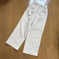 earth ライトベージュ ワイドパンツ