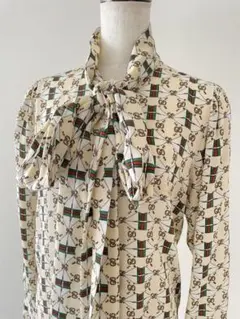 お値下げGUCCI★グッチ.長袖.ブラウス.サイズ38.1回のみ着用★超美品