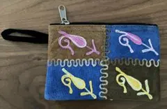 刺繍ポーチ