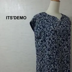 美品 イッツデモ 総柄 膝丈ワンピース 大人ワンピース ネイビー