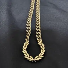 フレッドペリー　Fred Perry　ローレルリーフチェーンネックレス　ゴールド