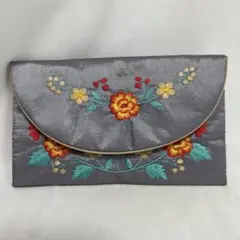 Item thumbnail for item 039c13d5-eb2c-433a-884b-a772b3f305aa