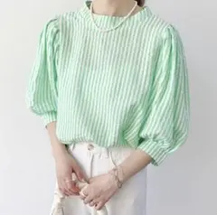 早い者勝ち❣️綺麗めブラウス パフスリーブ バックリボン　緑と白のストライプ　XL