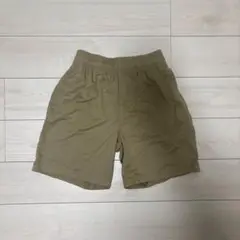 カーキのショートパンツ GU 新品未使用