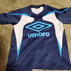 umbro ネイビー 半袖シャツ