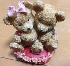 カワイイ！ラブラブベアー（クマ）の置物