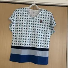 美品　FILA 花柄 Vネック Tシャツ Ｌサイズ