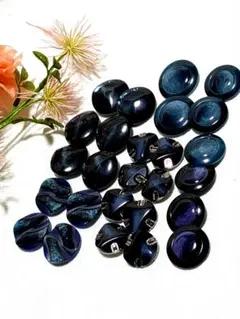 Item thumbnail for item 4425f591-820b-4c9e-9fe7-e0ce1b4b4699