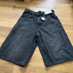 新品未使用GUデニムパンツ
