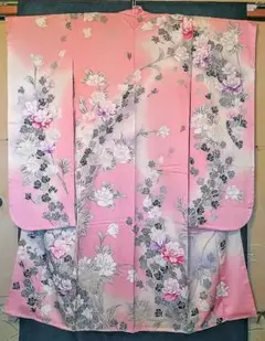 振袖】【着丈165】【裄丈71】松竹梅 花菱亀甲 扇 紅絹系 正絹