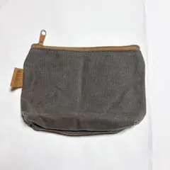 Item thumbnail for item 1ff82ce0-5669-4e20-86ba-f3da79c4152f