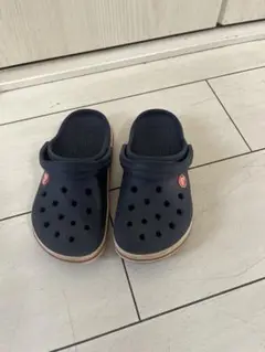 中古　記名あり　Crocs ネイビー サンダル C12 (18.5cm)