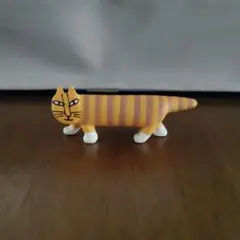 リサラーソンガチャガチャ　マイキー
