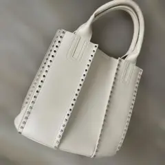 ZARA スタッズ付きトートバッグ