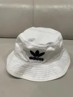 adidas バケットハット ホワイト