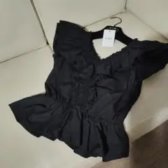 新品グレイルGRL　コットンフリルシャツブラウス黒М