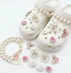 ジビッツ　ピンクの蝶　サンダル　パール　花　ホワイト　新品未開封