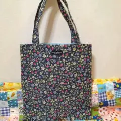 small happiness 花柄 トートバッグ