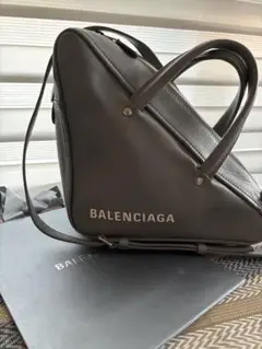 BALENCIAGA バレンシアガ　トライアングル美品