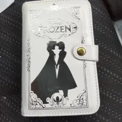Disney Frozen パスケース ホワイト