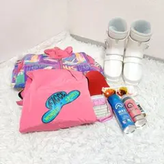 ゴールドウィンスキーウェア上下セット スキー靴 サングラス リフト券入れ小物