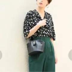 ローリーズファーム 花柄シャツ 新品 タグ付き BLACK