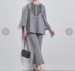 UNITED ARROWS ピンタック クロップド フレア ジャカード パンツ