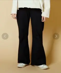 【新品・タグ付き】WALLA WALLA SPORT ワイドフレアパンツ M